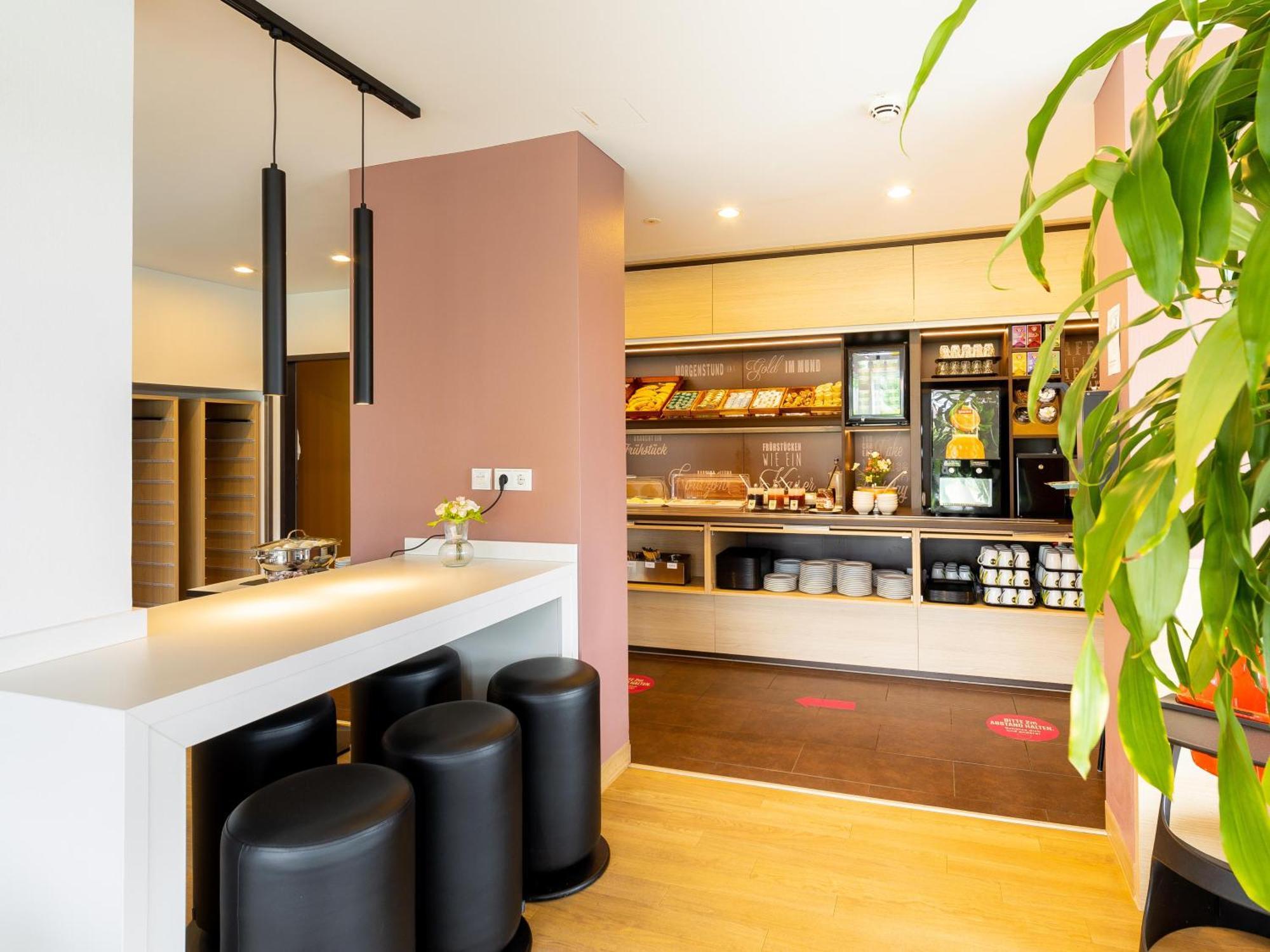 B&B Hotel Moenchengladbach Екстериор снимка