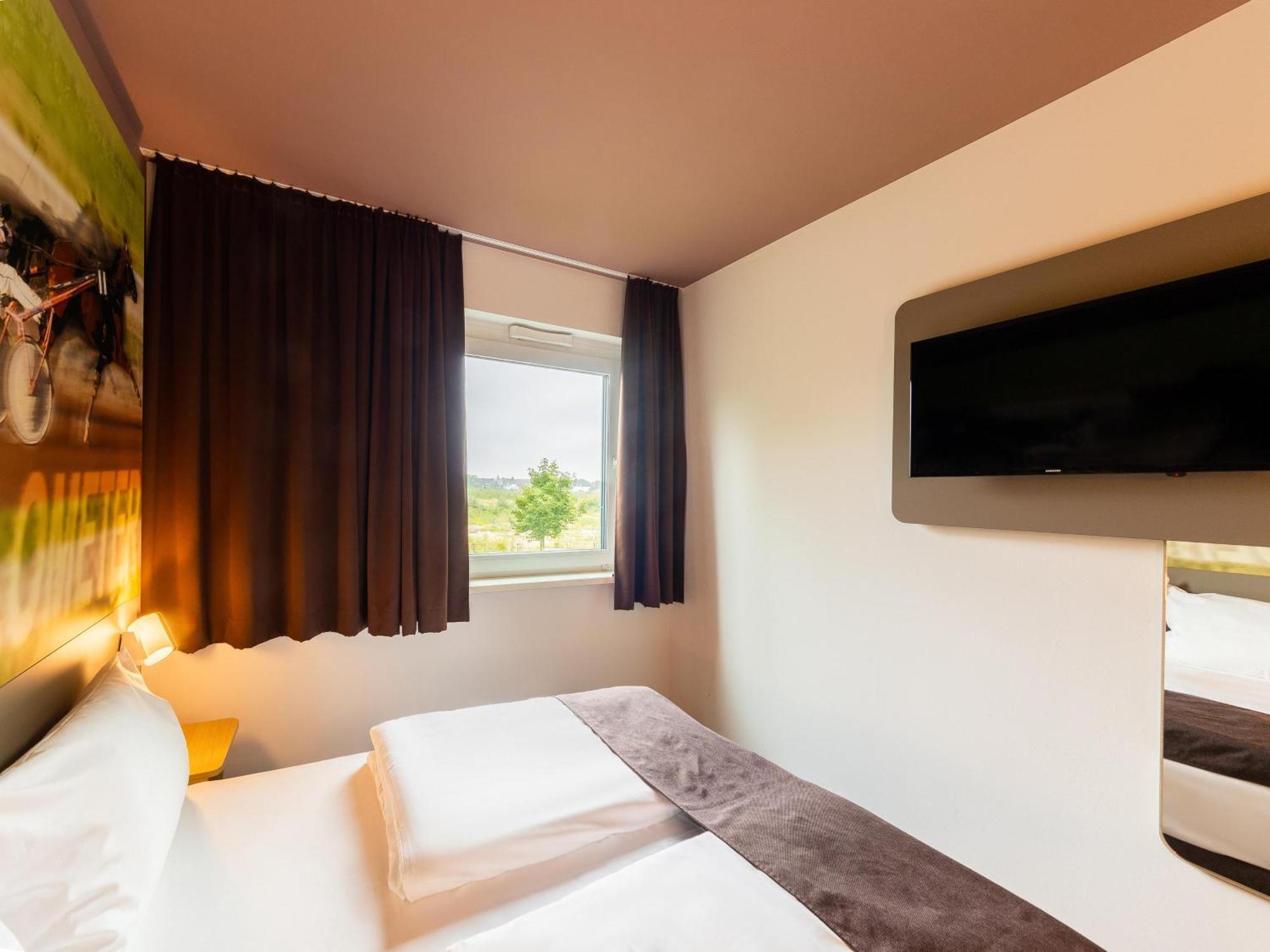 B&B Hotel Moenchengladbach Екстериор снимка